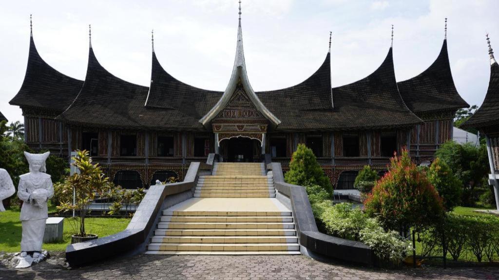 The Axana Hotel Padang (Sumatra) Exterior foto