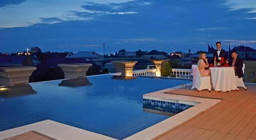 The Axana Hotel Padang (Sumatra) Exterior foto